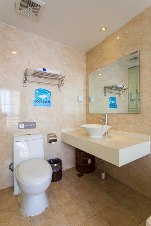 7Days Inn Sanya Phoenix Island Санья Екстер'єр фото