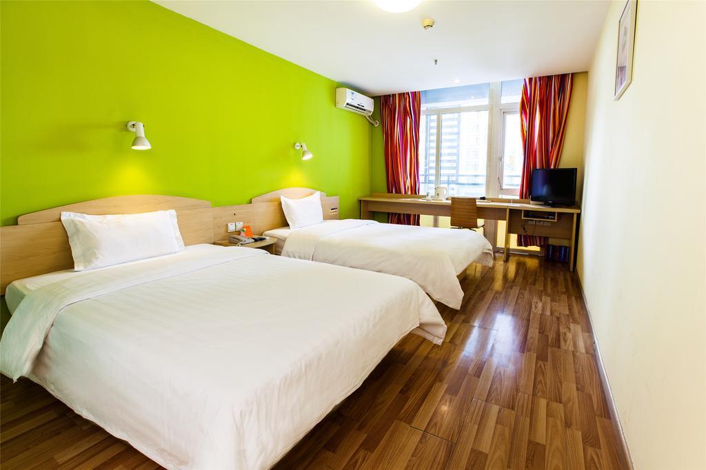 7Days Inn Sanya Phoenix Island Санья Екстер'єр фото