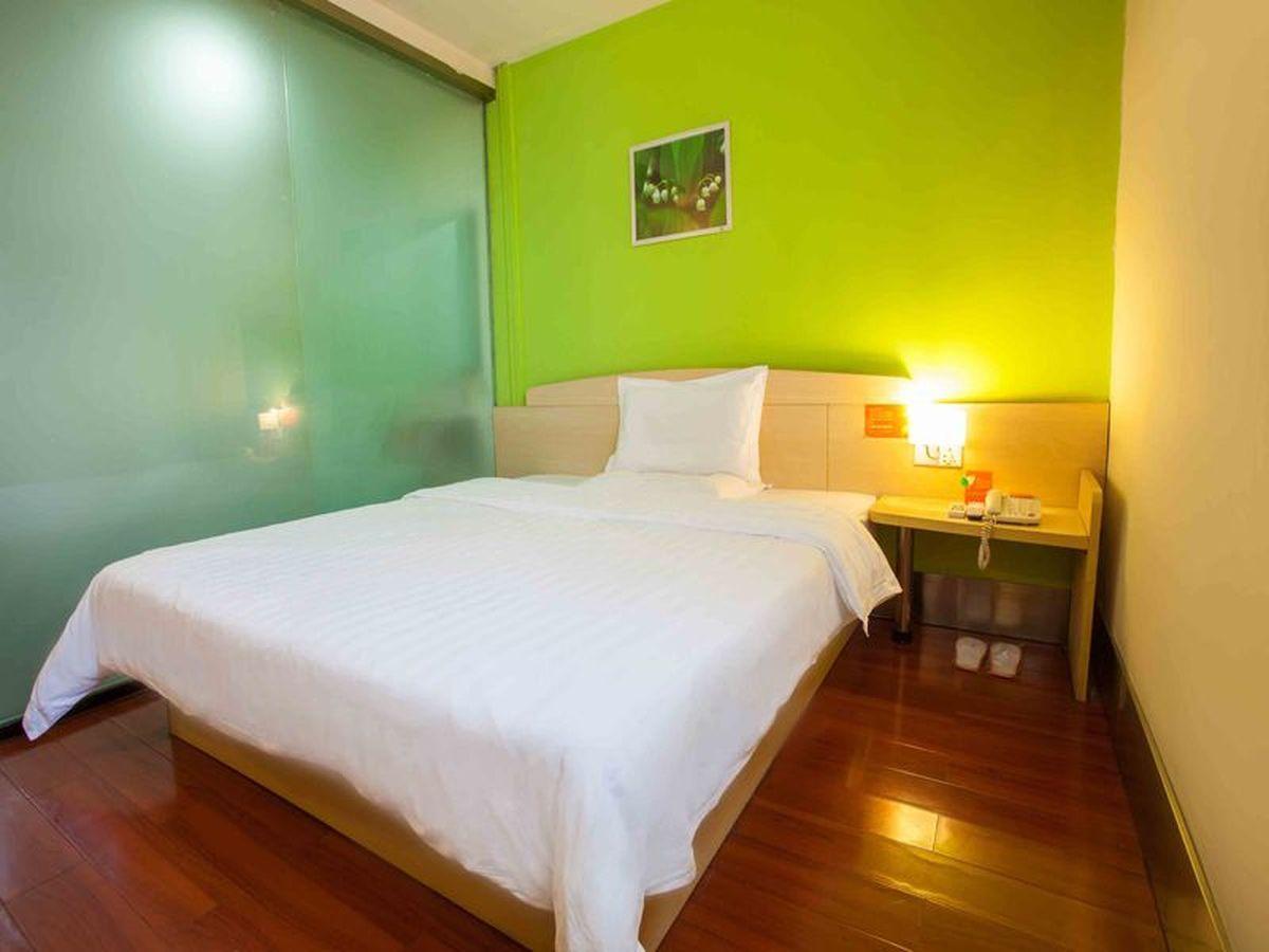 7Days Inn Sanya Phoenix Island Санья Екстер'єр фото